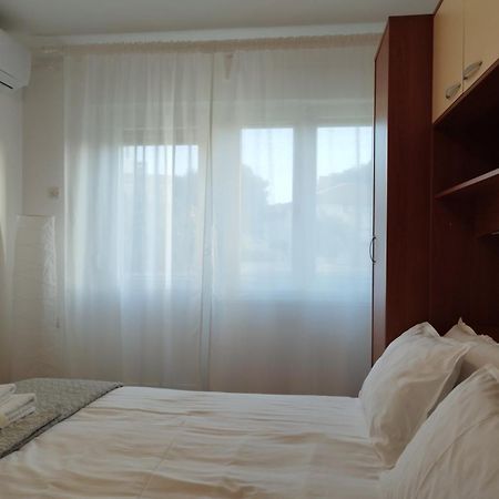 Antemma Apartment Pola Esterno foto