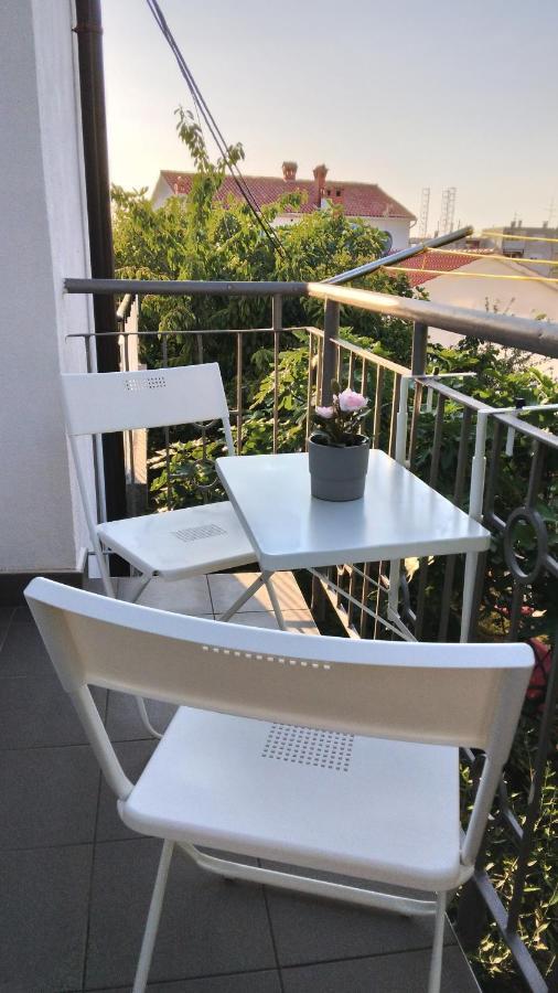 Antemma Apartment Pola Esterno foto