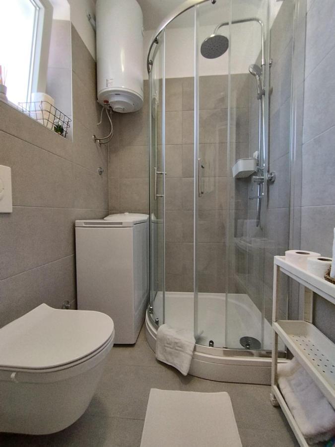 Antemma Apartment Pola Esterno foto