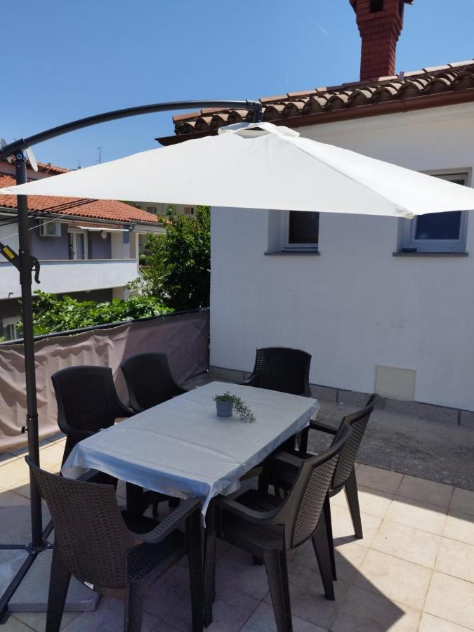 Antemma Apartment Pola Esterno foto