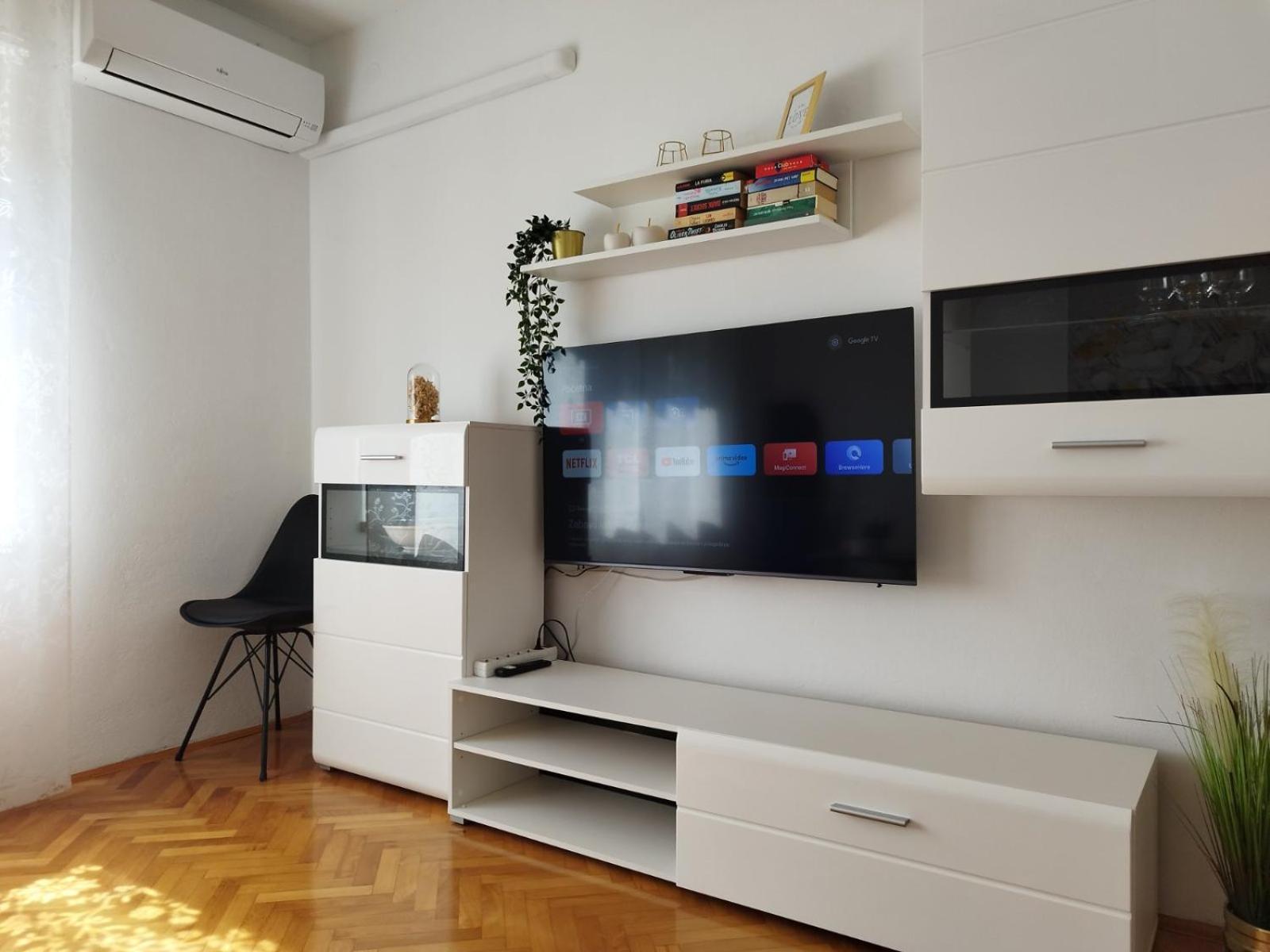 Antemma Apartment Pola Esterno foto
