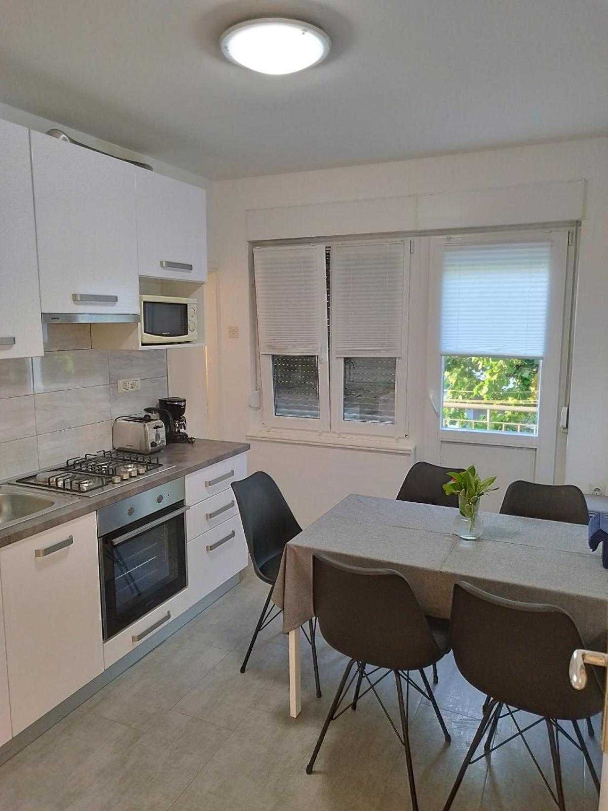 Antemma Apartment Pola Esterno foto
